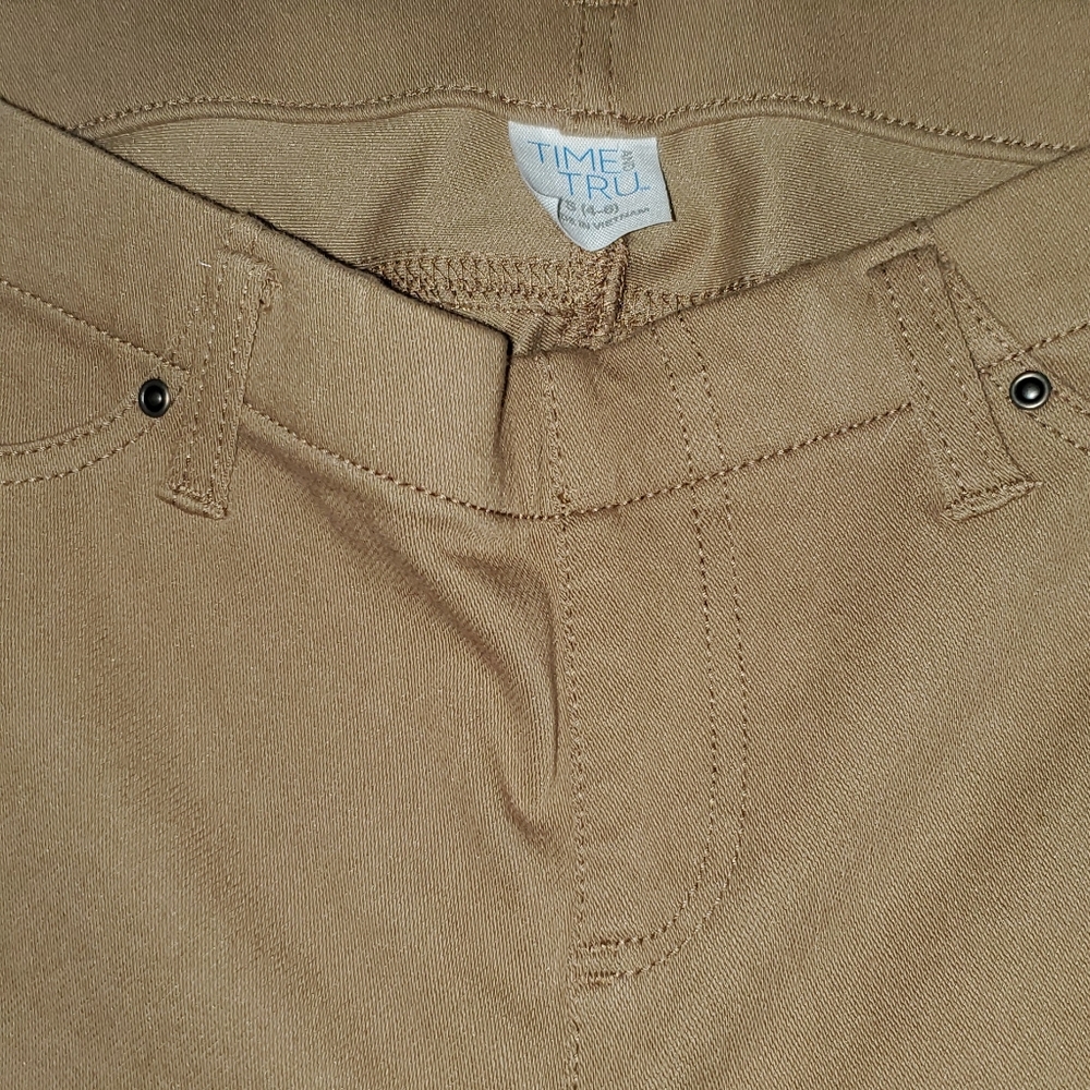 Khakis - Picture 4 of 4